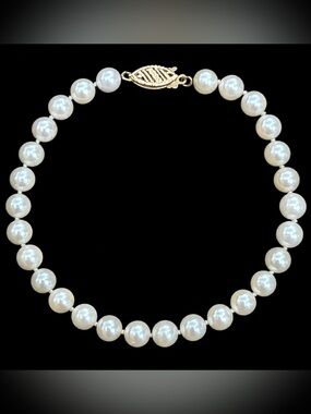 Vintage 14K Yellow Gold Pearl Hand Knotted Bracelet Fine Jewelry Classic